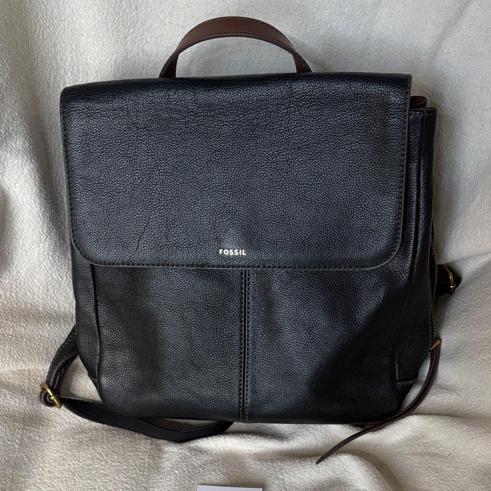 Fossil Claire Black peddled leather backpack